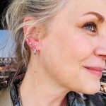 Samantha Smith Instagram - Why get only one when you can get two? #LAStory #NewPiercings Thank you Kristi at @throughyourskin, you crushed the constellation! 💫✨ Thread earring by nornirmateriel.com