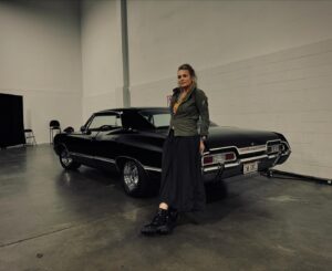 Samantha Smith Instagram - Thank you to every single soul at #SPNNJ— our world class fans, our merry band of players, and of course everyone from @creationent. We rocked it! 🤘🏼♥️
*had to take down and repost for #reasons