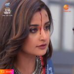 Sambhabana Mohanty Instagram - #REPOST @zeetv with @get__repost__app Damini ne dikhai apni deewaangi, par kya uski zid hogi kabhi poori? Comments mein bataaiye apni raay aur dekhiye #PyarKaPehlaNaamRadhaMohan, Mon-Sat, raat 8 baje, sirf #ZeeTV par aur kahin bhi, kabhi bhi #ZEE5 App par. #RadhaMohan #DaminiKaPaintra #shabirahluwalia #neeharikaroy #sambhabanamohanty @theneeharikaroyofficial @shabirahluwalia @sambhabana_mohanty @keerti.nagpure @manishaapurohit