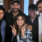 Sambhabana Mohanty Instagram - Thank you for THE BEST FAREWELL ever guys !! I LOVE YOU 🥹💜 Thank you @studiolsd_ for everything 😘 #shabirahluwalia #neeharikaroy #sambhabanamohanty #prateekshah #swatishah #rajulodhia #sumitarora #keertinagpure #poojakava #ranveersinghmallik #akhiyangulaab #teribaatonmeinaisauljhajiya #instareels #PyarKaPehlaNaamRadhaMohan