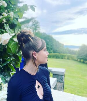 Sami Gayle Instagram - @incraigible_hair appreciation post! ❤️ How you make such magic, I shall never know. 💕