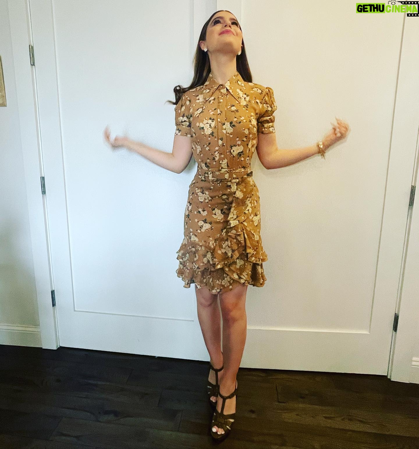 Sami Gayle - 2.7K Likes - April showers bring May flowers… 💐