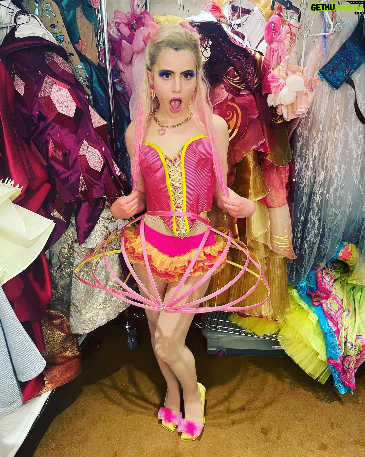 Sami Gayle - 3.1K Likes - Only ONE WEEK until we OPEN @badcinderellabway !!!!!!!!