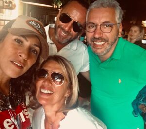 Samira Lachhab Instagram - Belle journée avec les copains à Sète ... c’était bien drôle ..🦋
@atmenkelif @michellopez34 et sa douce moitié Carine 🥰🥰🥰