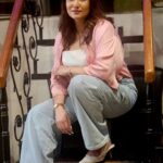 Sampurna Lahiri Instagram - Focus on the step in front of you, not the whole staircase.. . . #monday #mood #casual #denim #fashion #style #love #randomclick #fun