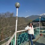 Sampurna Lahiri Instagram – Life is brighter when you focus on the good.. 🏔☀️
.
#majormissing #traveldiaries #vacation #sunshine #mountains #nature #positivity #goodvibes #naturelovers #greenery