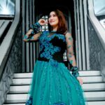 Sampurna Lahiri Instagram - Elegance is the only beauty that never fades 💫💙 . Makeup - @dabhijit860 Outfit - @abhishekraycreations Styled by - @rinkikhatoon Photography - @suvro_tanu001 Team - @sudipanchakraborty @sourabh181707 @ayesree . #dadagiri #photoshoot #elegance #beauty #gown #fashion #blue #feelgood #selflove #moment #goodvibes