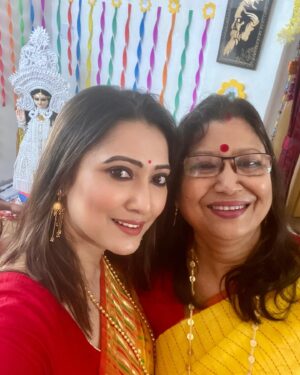 Sampurna Lahiri Instagram - Maa ❤️
.
#happymothersday #mother #motherhood #motherdaughter #myworld #life #blessed #love #mom