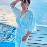 Sampurna Lahiri Instagram - Make deep connections, not deep attachments 🤍🌊 . . #sea #ocean #vibe #memories #vacation #travel #throwback #goodvibes #nature #positivity #bliss