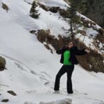 Sampurna Lahiri Instagram – ❄️🌲🏔🤎
.
#mountains #snow #snowflakes #nature #trees #cold #wind #travel #himalayas #beautiful #happiness #memories #love #sunshine