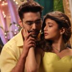 Samridhi Shukla Instagram - Abhira aur Armaan, shuru hogi ab pyaar ki kahani #yehrishtakyakehlatahai #yrkkh #abhira @starplus @directorskutproduction @rajan.shahi.543 @romeshkalra @rishimandial @raampandey30 @triven.singh @vishal.desai13 @nishabedii