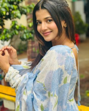 Samridhi Shukla Instagram - Yeh good-mood baarish ki saazish hai 🩵