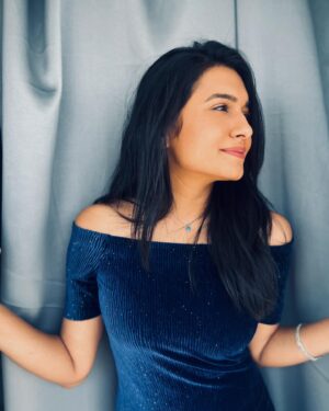 Samyuktha Viswanathan Instagram - let’s switch this up a bit 💁🏻‍♀️