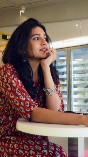 Samyuktha Viswanathan Instagram - Ibaco has always been my go-to ice cream brand. Every birthday party includes an Ibaco special shakes   extra scoops and of course — an ice-cream cake 🎈 

Now that it’s open 24 hours at Urban Square Kathipara, getting my summer ice cream fix just got easier. 🍨 
Don’t miss out on the 24-hour goodness at Urban Square Kathipara!

Video & Edit: @abishek_thangamani 
.
.
.
#Ibaco #icecream #shakes