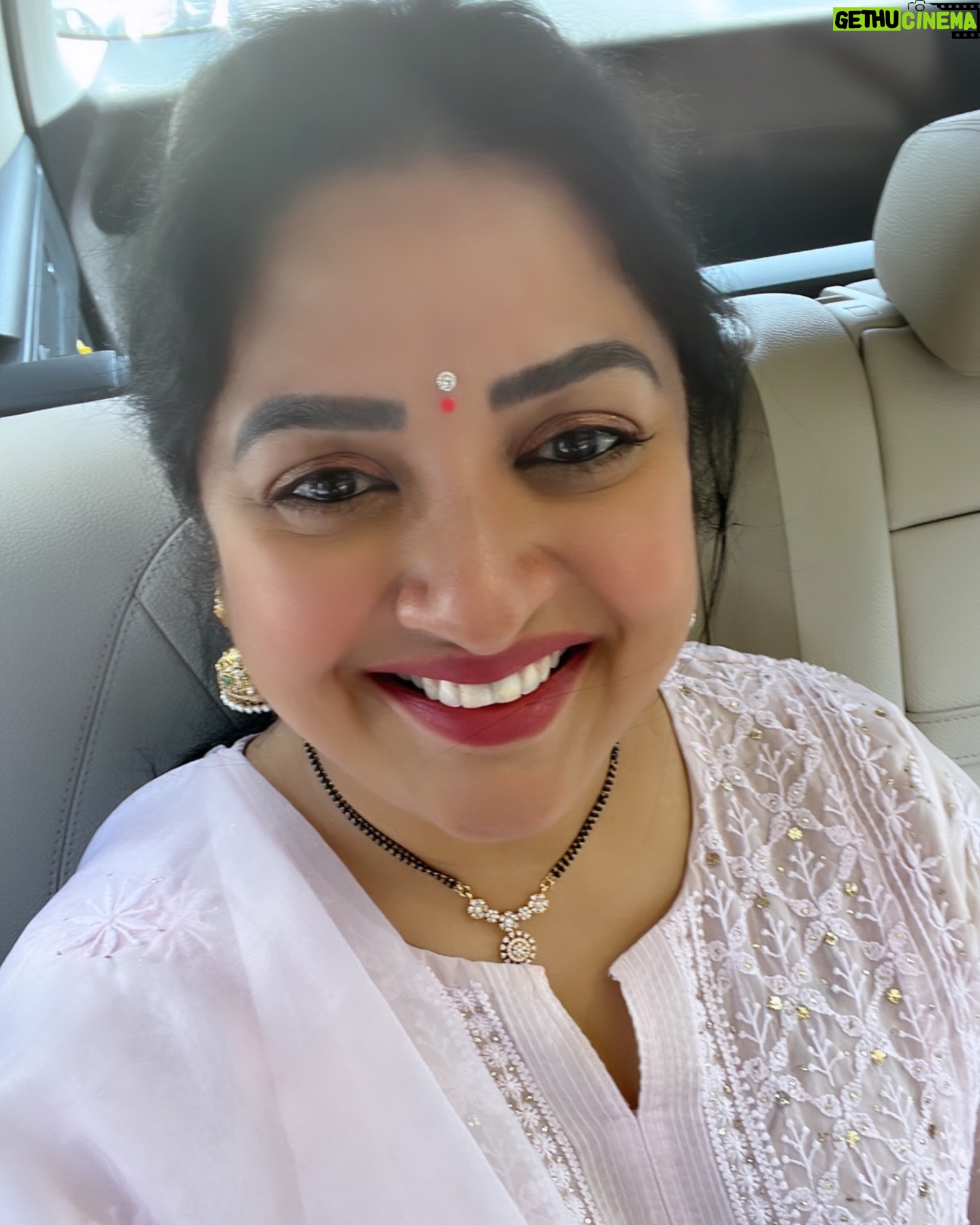 Sana - 1.7K Likes - Taking care of urself doesn’t mean “ME FIRST’’ it means “ME TOO’’
#love #urself #selfcare #pamper #busymom #beauty #pinkdress #organza #busyday #selfi #treditional