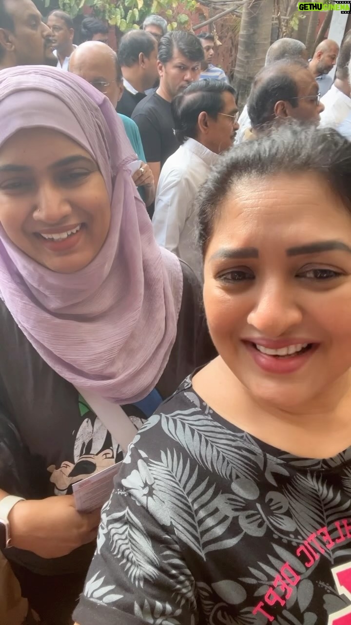 Sana - 2.9K Likes - Voting right is a pride, but the way it’s being organised feels it to be a pain. Hope things change here after. Cast your vote to be the change. #Elections2024 #CastYourVote