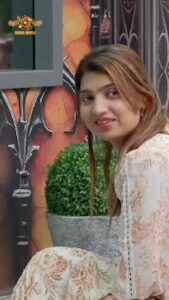 Actress Sana Raees Khan HD Instagram Photos and Wallpapers June 2024