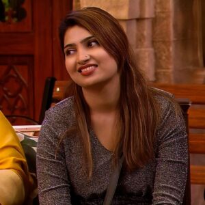 Sana Raees Khan Instagram - Oh!! This smile…
Guys running out of captions! Suggest anyone? 🤎

#biggboss17 #bb17 #teamsana #sanaraeeskhan #srkwarriors #srk #jiocinema #colorstv #salmankhan