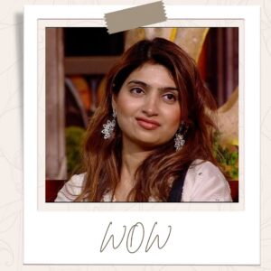 Sana Raees Khan Instagram - So Beautiful, So Elegant just looking like a WOW…💗
.
.
Outfit @sonamlabel 
Jewellery @aesana0710
.
.
@colorstv @beingsalmankhan @officialjiocinema @endemolshineind
.
.
#sanaraeeskhan #sanaistheboss #bb17 #dildimaagaurdum #colors #salmankhan #jiocinema #keepsupporting #srk #srkwarriors