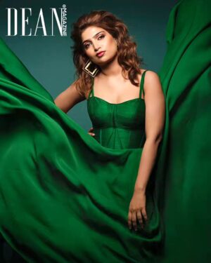 Sana Raees Khan Instagram - @sanaraeeskhan slays on our latest cover! 💃
.
Photographer: @dabbooratnani 
Stylist: @iamkenferns 
Hair & Makeup: @cristianbuca
Artist reputation management : @shimmeryentertainment
.
Events 
@hoifashionweeklondon 
@thefashionlifetour 
.
#DeanMagazine #sanaraeeskhan #dabbooratnani #Hollywood #bigboss #FashionGlam #deancelebritymagazine