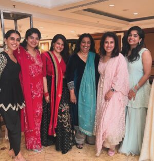 Sanah Kapur Instagram - A night full of Celebration🎉, Fun 🥳 and a whole like a whole lot of Dancing💃🏽….congratulations to the beautiful couple @gaganbahl and @mitalisharma7 🩷
