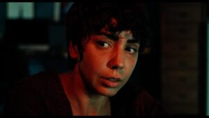 Sandra Cervera Instagram - 🎬🎥VISITANTE de @alberto_evangelio llega hoy a las Salas! Un thriller psicológico teñido de ciencia ficción y mucho corazón. 💥🍿
#yovoyalcine 

@filmaxpresenta 
@iriadelrioo 
@miquelfernandezgarcia 
@jancornetoficial 
@immasanchomiralles 
#PepRicart
#CarlesSanJaime

Gracias Equipazo! Menudo viaje compañeros! 🎬