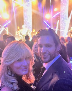 Sandra Lee Instagram - Omg, Oscars are always such a great night and Elton John‘s party was the best. It’s an honor to serve on his board and it was a ball to be at the gala. What did you think of the Oscars this year? I can tell you the parties were perfection. Wish you would all been there. Which is your favorite picture? Sending you love - Happy Oscar Monday. Sandra.