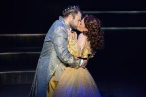 Sandra Mae Frank Instagram - Happy Closing to my #CinderFam!

It’s been quite a carriage ride of adventure, excitement, and romance with the brilliantly talented cast and crew of Cinderella! 

Whenever you think something is impossible, just think “Cinderella” (ASL - wand-magic), and believe in yourself. 

#Cinderella #CinderGiving #Musical #ItsNotTheEnd😉 

*Major shoutout to the lovely Emily Catalfamo for stepping in as #Ella during the closing week of Cinderella! 💙 

📷 @suzannecordeiro 

[image description, see Alt Text in each post]
