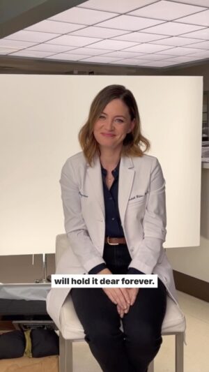 Sandra Mae Frank Instagram - “I also feel empowered to spread the message of owning your identity” ❤️ #NewAmsterdam