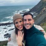 Sandra Díaz Arcas Instagram - Te elegiría una y mil veces más. Sin pensarlo. Todos los días de mi vida 🤍 ¡CLARO QUE QUIERO!💍