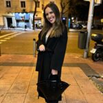 Sandra Díaz Arcas Instagram – Salidas y cenas que alegran la semana 🤍

(Y lo que me gusta comer, oiga 🫠)