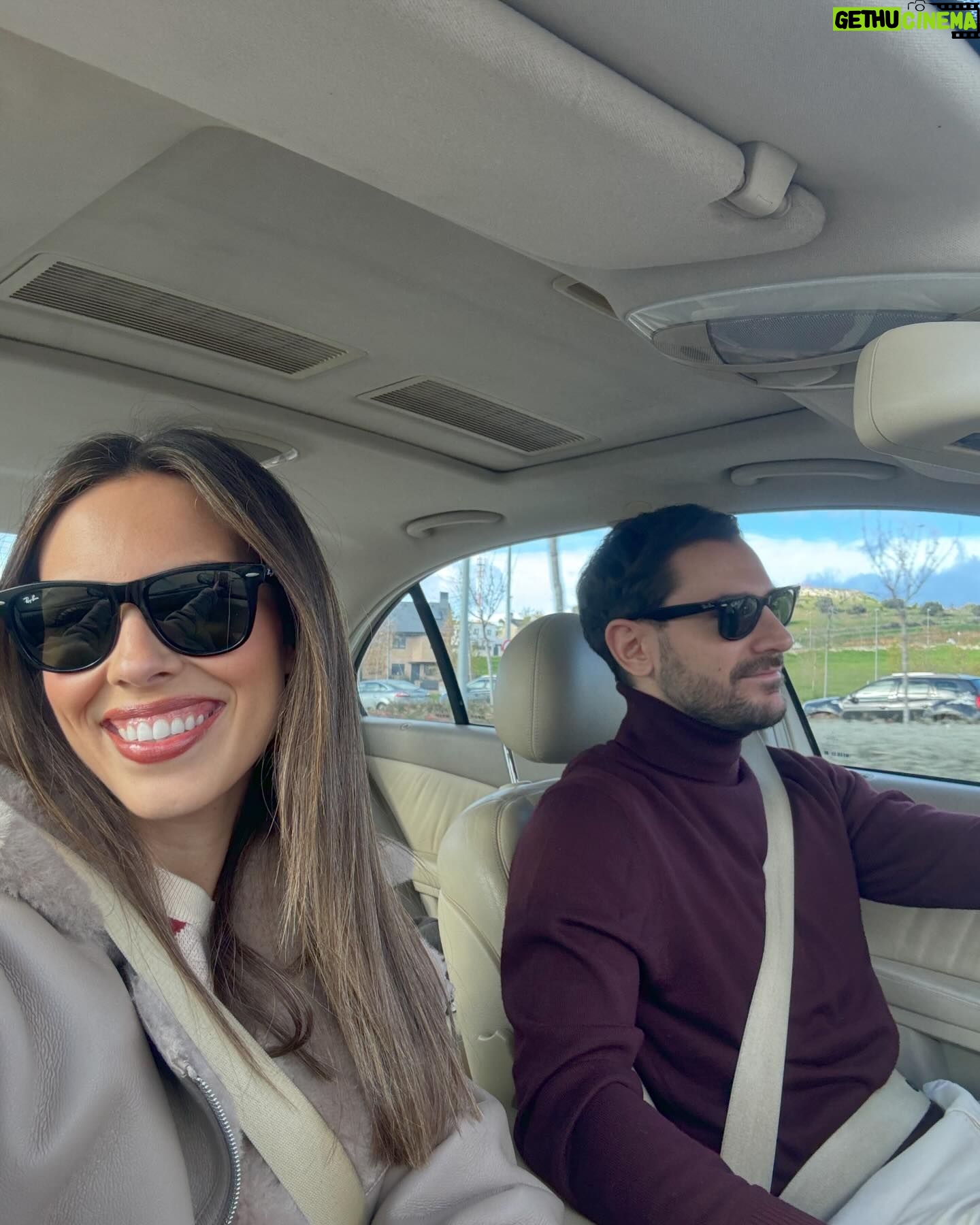 Sandra Díaz Arcas Instagram - Benditas las semanas en las que no soy la única que libra un miércoles o un jueves 🤪🙏🏼