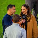 Sandra Díaz Arcas Instagram – Cuando de pequeñita veía la tele y me ilusionaba con la idea de ser periodista deportiva, creo que soñaba también con días como los de ayer. 
Qué bonito haber vivido y contado algo histórico 🫶🏽

Seguimos 🚀 
@dazn_es