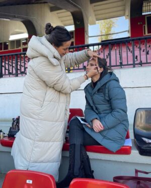 Sandra Díaz Arcas Instagram - De la mañanita de hoy en Vallecas ⚽️ con @dazn_es 😊