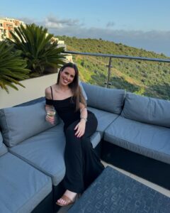 Sandra Díaz Arcas Instagram - Marbella 🥂