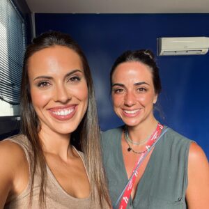 Sandra Díaz Arcas Instagram - Fotos que no subí de nuestro primer día 🤍 
(Era la vuelta al cole y estaba demasiado concentrada🤪)

Y mientras la mayoría de vosotros seguís en la playa, mañana nos vemos en la jornada 2: Almería-Real Madrid en @dazn_es 🙌🏽
.
.
.
#LaLigaenDazn #fútbol #ligaeasports #getafebarça #jornada1 #coliseum