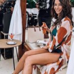 Sandra Nováková Instagram – Repost from @primaftv
•
Paní Bajerová. 💥 Sandra Novákovvá si v novém komediálním seriálu Lež na pláži zahrála sexy paní hoteliérovou. 🔥

Nenechte si ujít první díl už v pondělí 1. dubna na Primě. 📺🧡 

Sledovat ho můžete už nyní na @primapluscz. 🤩

#prima #primaplus #leznaplazi #serial #komedie #zabava #sandranováková