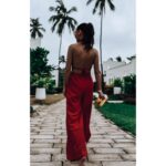 Sandra Nováková Instagram - Happy to be here❤️ @vojta7m #zanzibar #vacation #familytime #lovethisplace #reddress #redswimsuit #hot