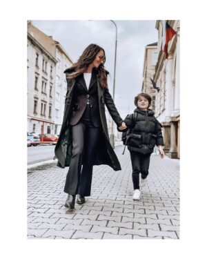 Sandra Nováková Instagram - Pořád nemůžu uvěřit, že už je to školák! #timeflies #mybabyboy #forever #motherandson