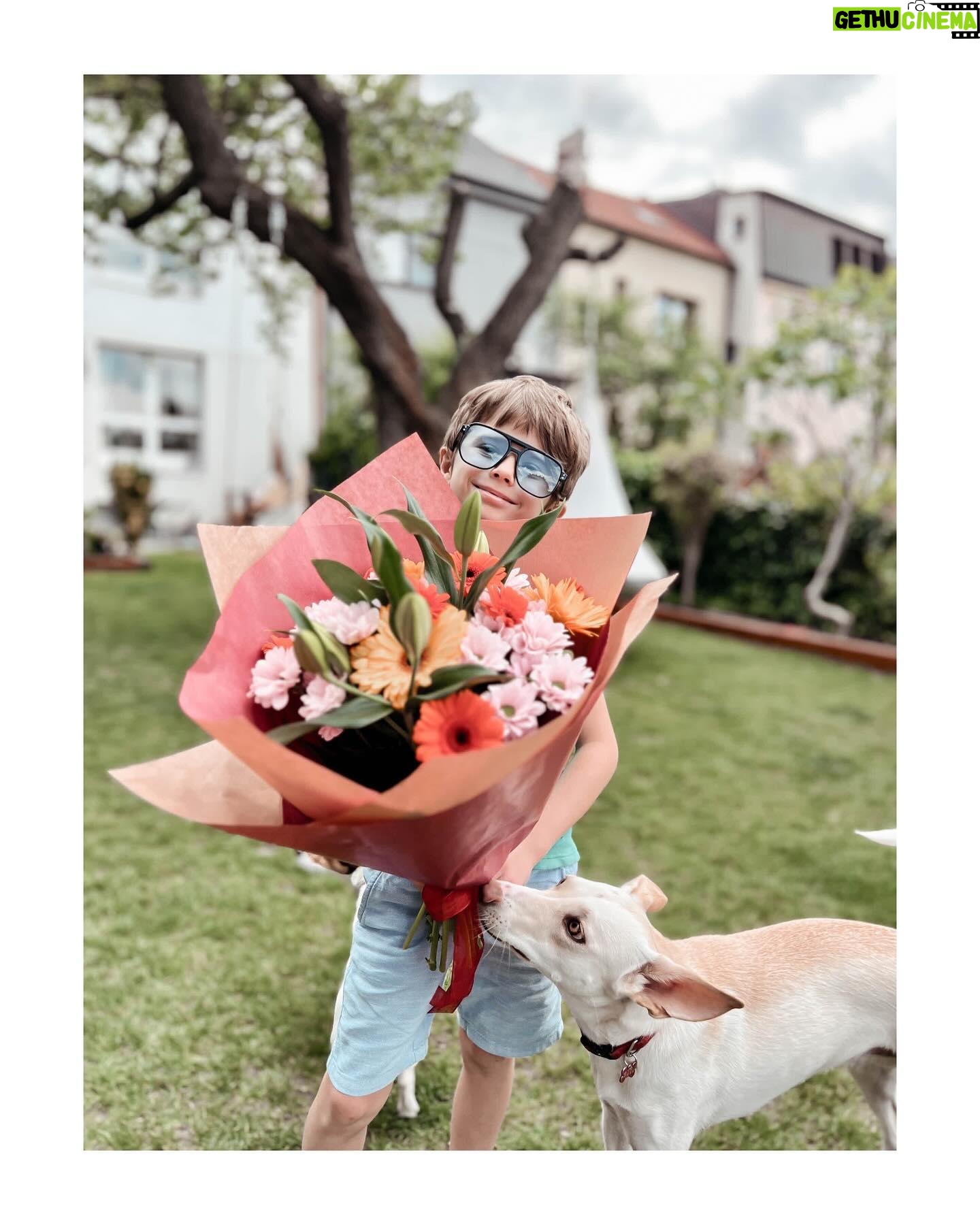 Sandra Nováková Instagram - ❤️ACH! Jako princezna jsem si dnes připadala! #mothersday #love #thankful #happy #mybabyboy #myhusband #likeaprincess #today #thankyou #loveyou #family