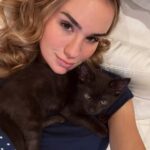 Sanela Diana Jenkins Instagram - Eneya Eli or Elodie ? spot the difference 😂😂😂😂