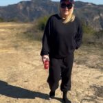 Sanela Diana Jenkins Instagram - 5 mile hike in socks to melt baby fat did somebody say ozempic ? lol kidding kidding I am nursing full time it’s not an option for me