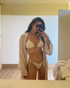 Sanem Babi Instagram - summer child 🧜🏼‍♀️
