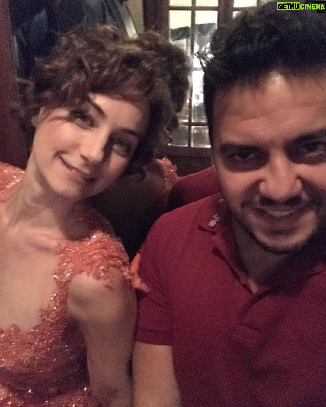 Sanem Çelik Instagram - Ufukcuumla geçtiğimiz Pazar gününden Sabah Gazetesi röportajı hatırası ☺😉🎉 @ufukergin