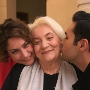 Sanem Çelik Instagram - Kıymetlimsin leziz usta, değerli kadın, özel insan ❤️ @sabinatozija #eskiyadunyayahukumdarolmaz