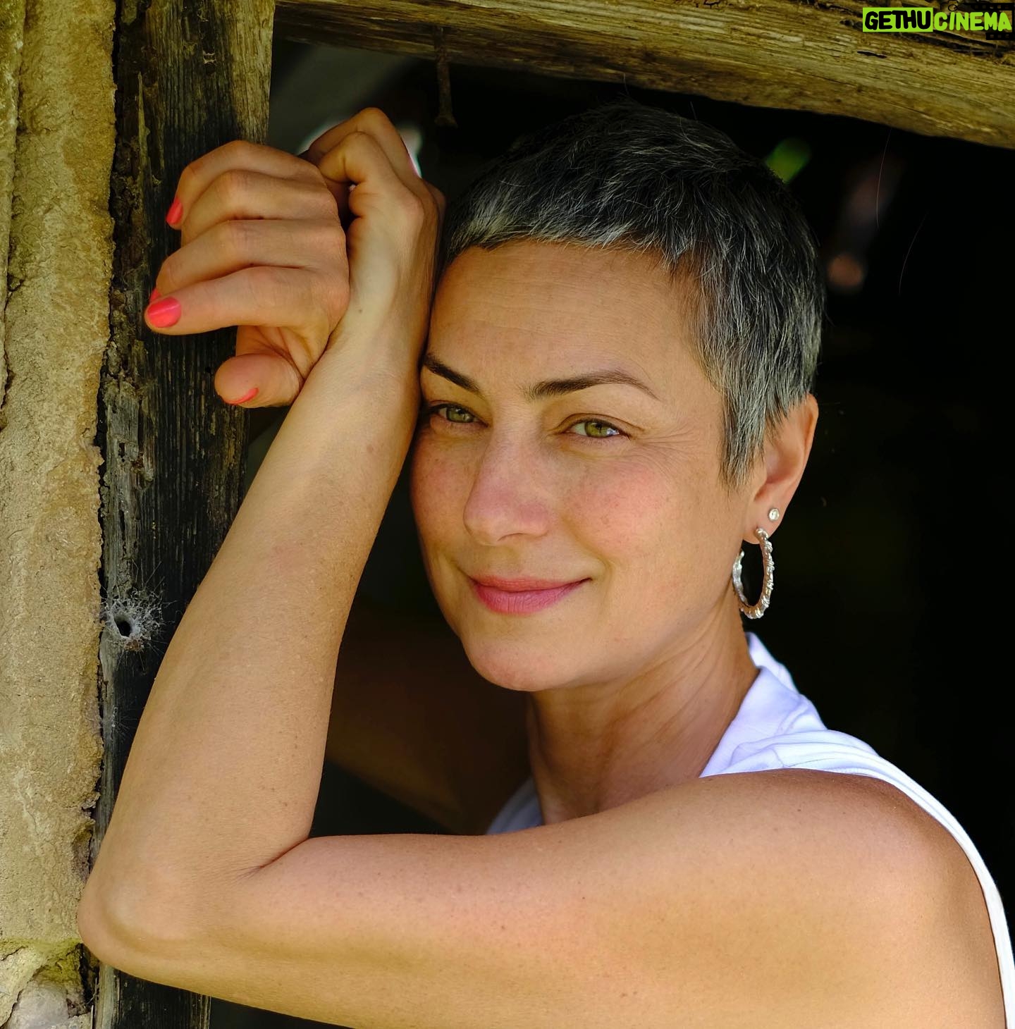 Sanem Çelik - 36.7K Likes - Mevlana ne güzel demiş : "Dün zekiydim, dünyayı değiştirmek isterdim. Ama bugün akıllıyım, kendimi değiştiriyorum" 😉