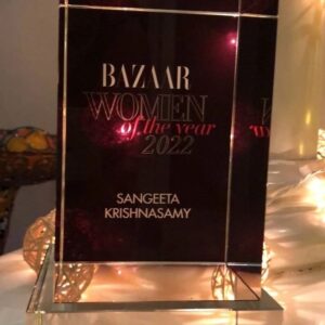 Sangeeta Krishnasamy Instagram - Thank you @harpersbazaarmy for celebrating Women in Cinema, most importantly for celebrating diversity, because this is who we are.

Never dreamt of standing among these iconic women but it happened, an honour that'll stay warm in my heart forever! ❤😱 

Photographed by @ttfga for #harpersbazaarmy 

#harpersbazaar
#harpersbazaarmy 
#womenincinema 
#womenoftheyear2022

Makeup & Hair @kevinlee_________ @khirkhalid 🥰
Outfit @nuritaharith 
Jewellery @tiffanyandco