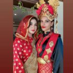 Sangeeta Krishnasamy Instagram - #melanau #melayusarawak #santubong #sarawak #traditionaloutfits #borneo @nur_risteena