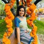 Sangeetha V Instagram - Blue is the only color which maintains its own character 🦋it always stay blue 💙💙💙wonderful jewelry from @fineshinejewels and designer by Sridevi designer from Coimbatore