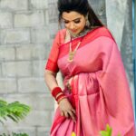 Sangeetha V Instagram - ஜொலித்த தருணம் 💝💝💝 Saree 💗 🩷🩷🩷🩷🩷🩷 Designer costume from sreedevi designers Coimbatore